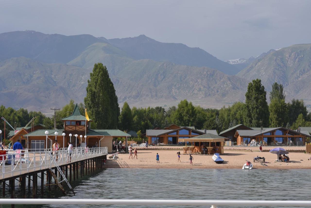 Resort Center Raduga Dolinka Buitenkant foto