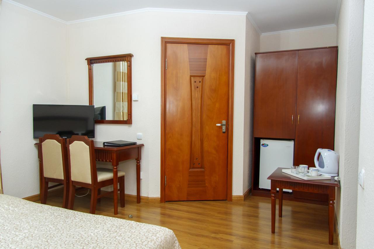 Resort Center Raduga Dolinka Buitenkant foto