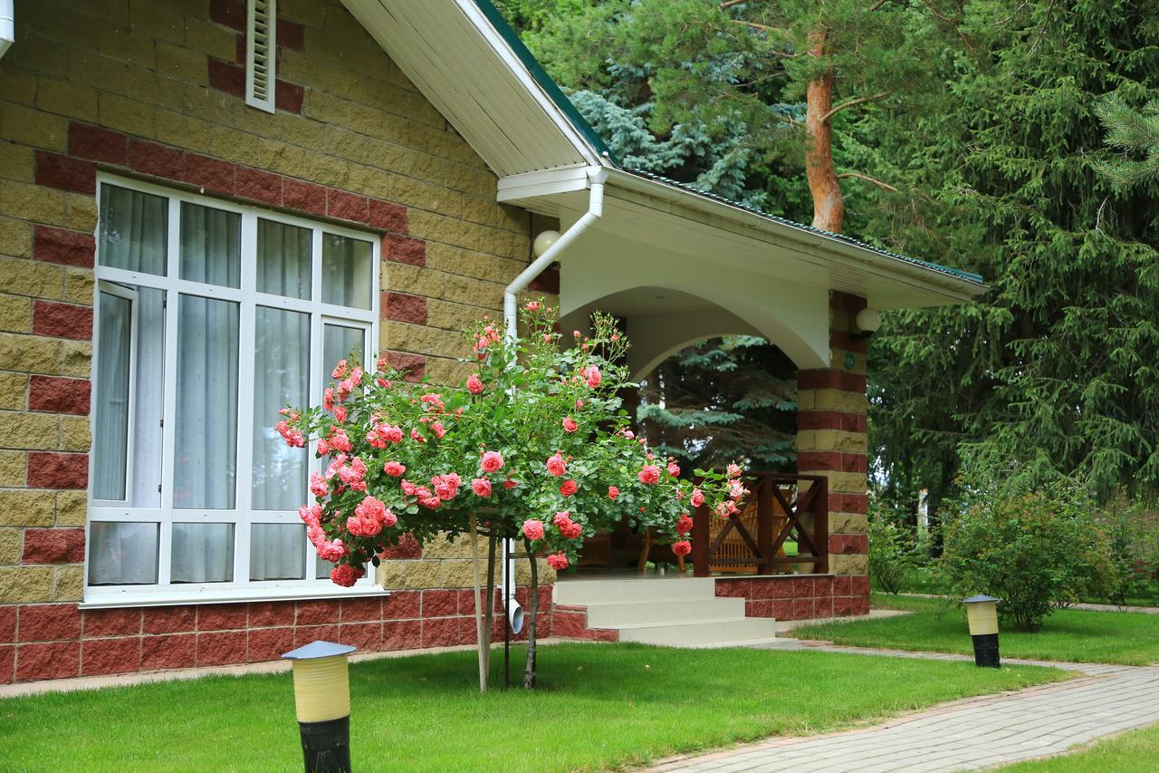 Resort Center Raduga Dolinka Buitenkant foto
